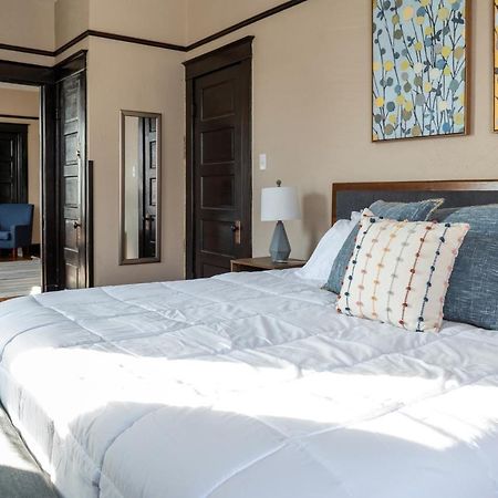 Updated 3 Bedroom Unit With Balcony! Cape Girardeau Ngoại thất bức ảnh